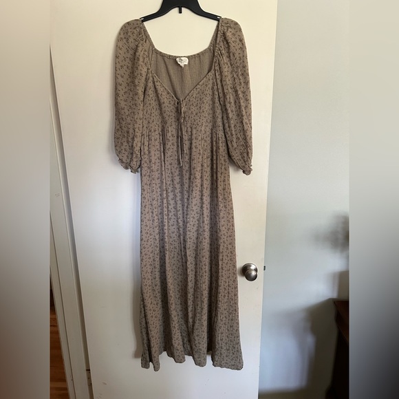 SOLD - Picture 2 of 6